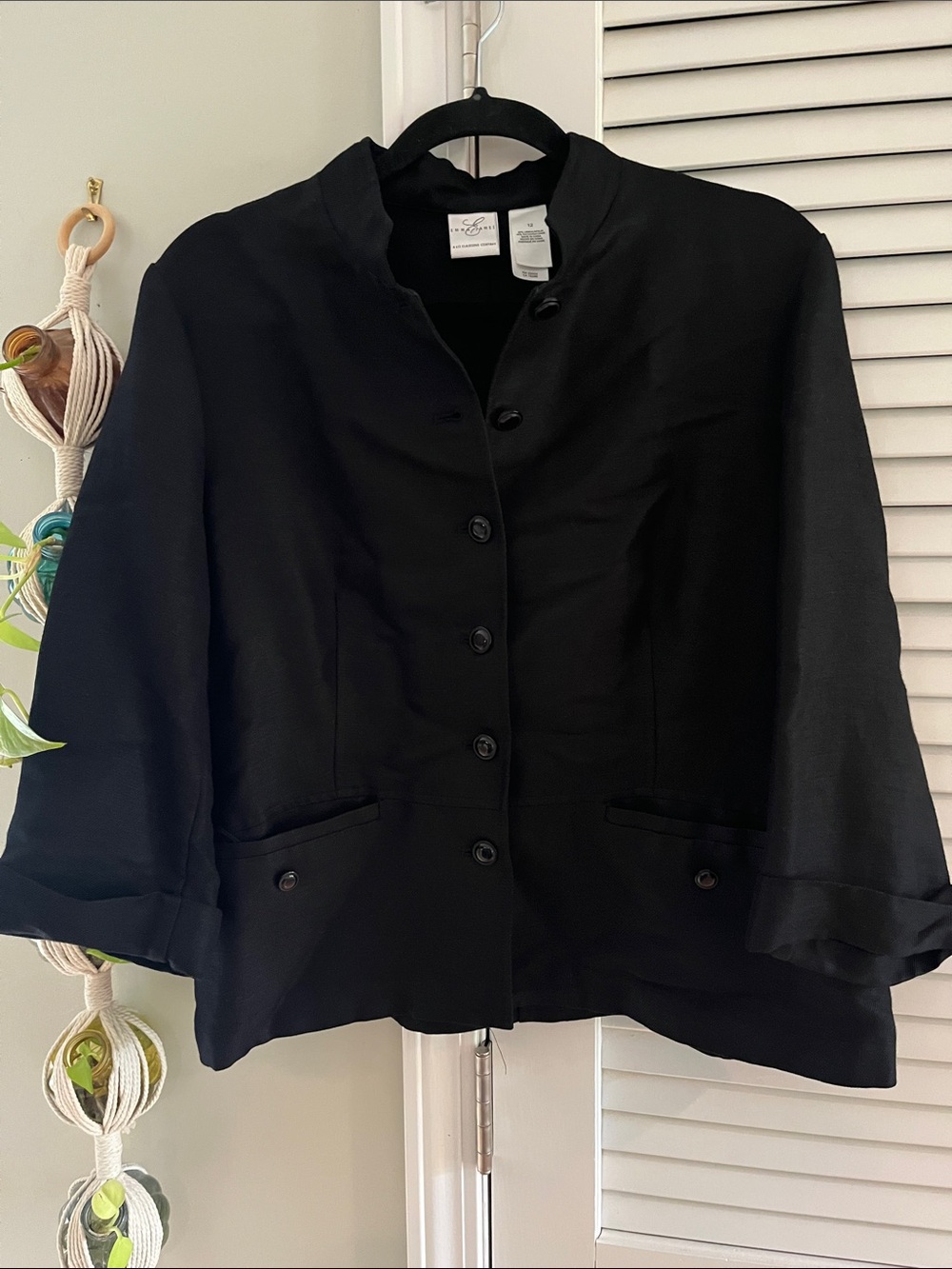 Emma James Black Button-Front Blazer